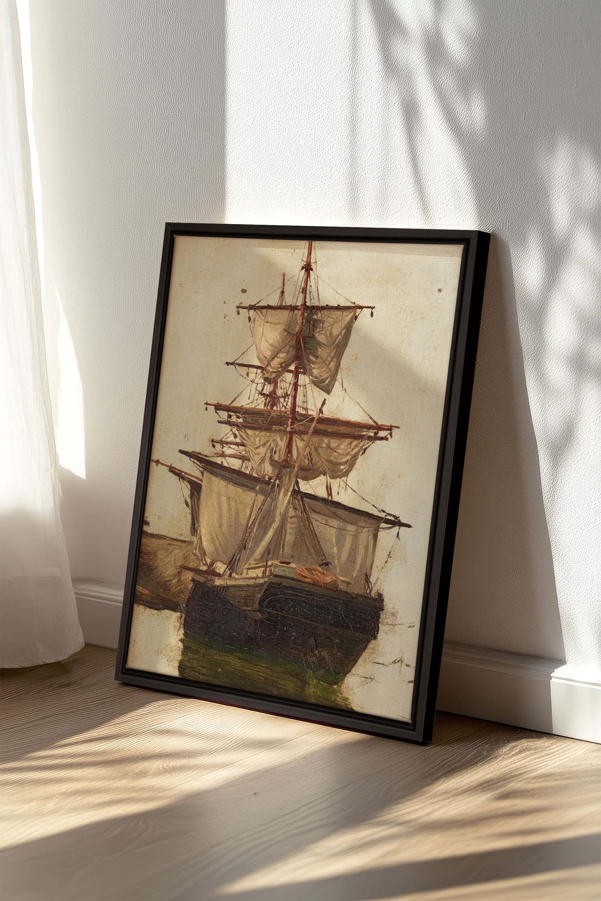 BRISE ANTIQUE, Oeuvre sur toile étirée, encadré Noir