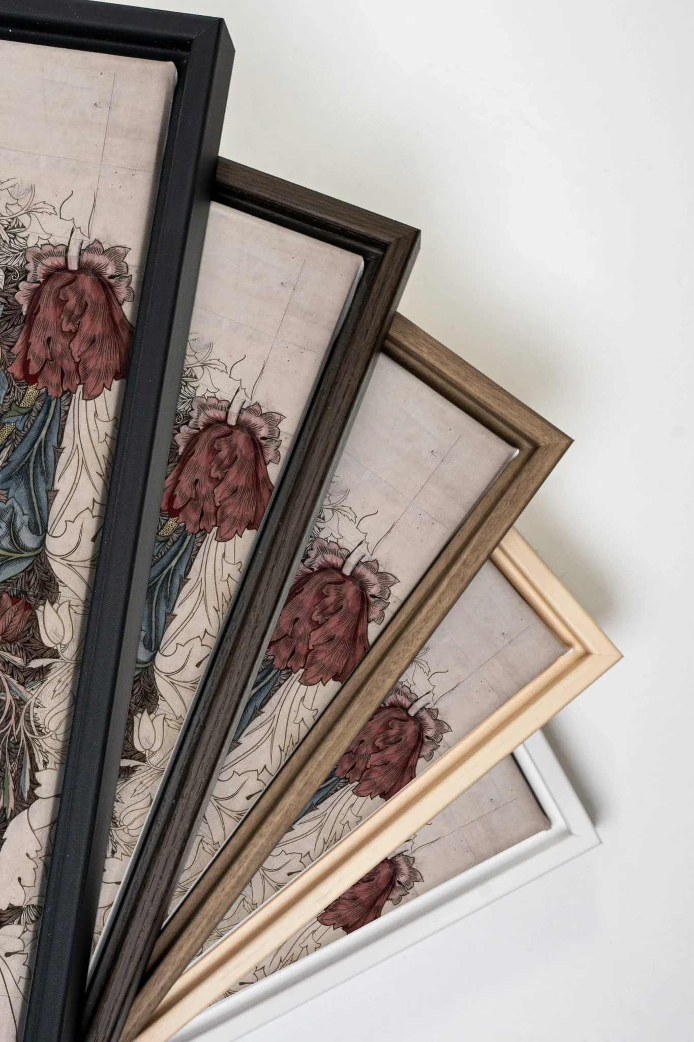 VELOURS FLORAL, Oeuvre sur toile étirée, encadré Brun Chêne