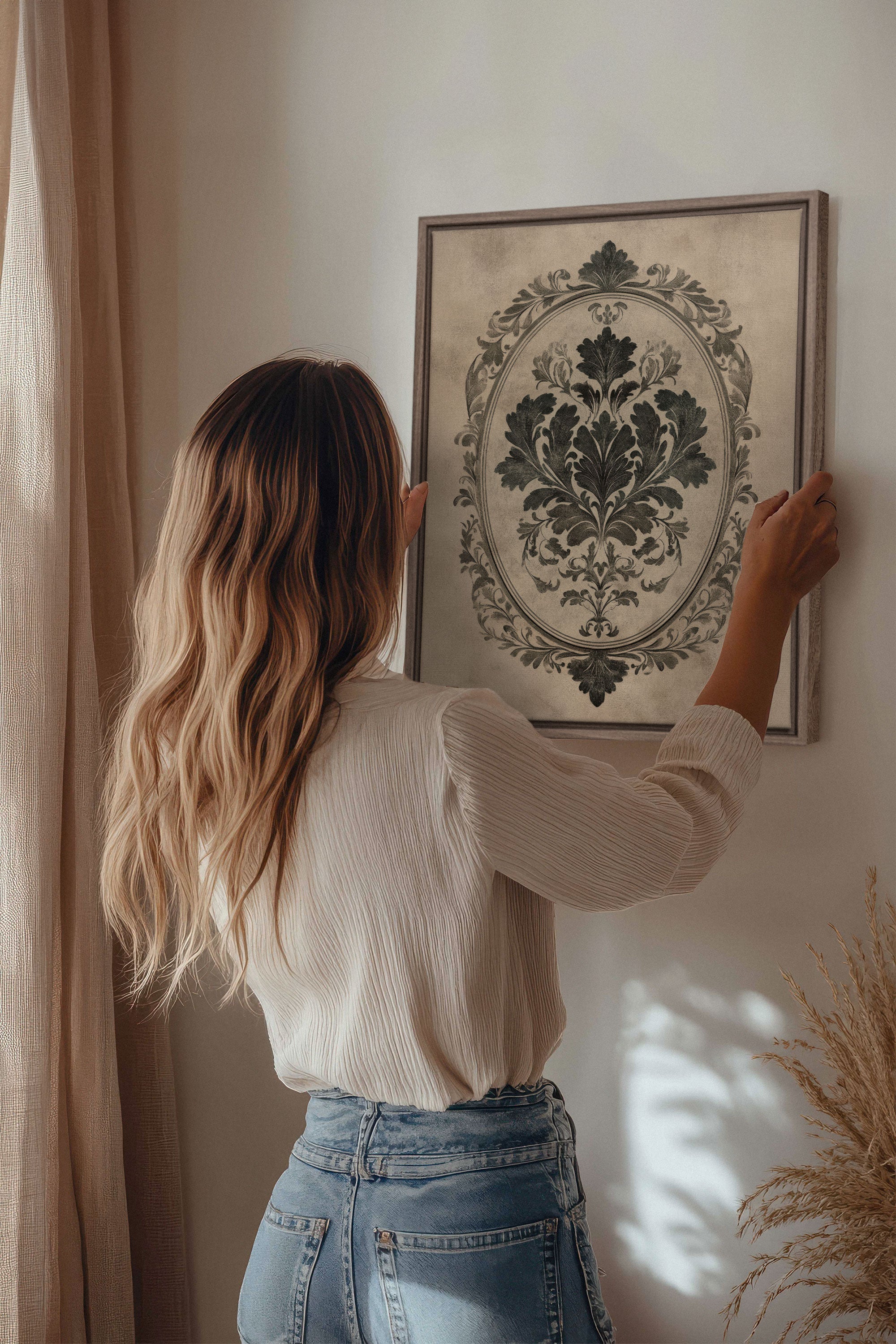 OLEKA CANVAS - FLORAL MAJESTY, Oeuvre sur toile étirée, encadré Brun Chêne