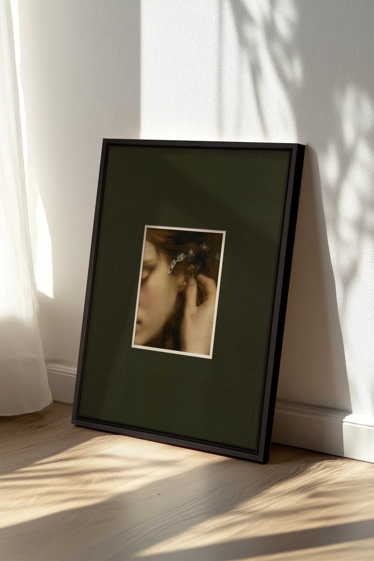 LE SECRET DES FLEURS, Oeuvre sur toile étirée, encadré Noir