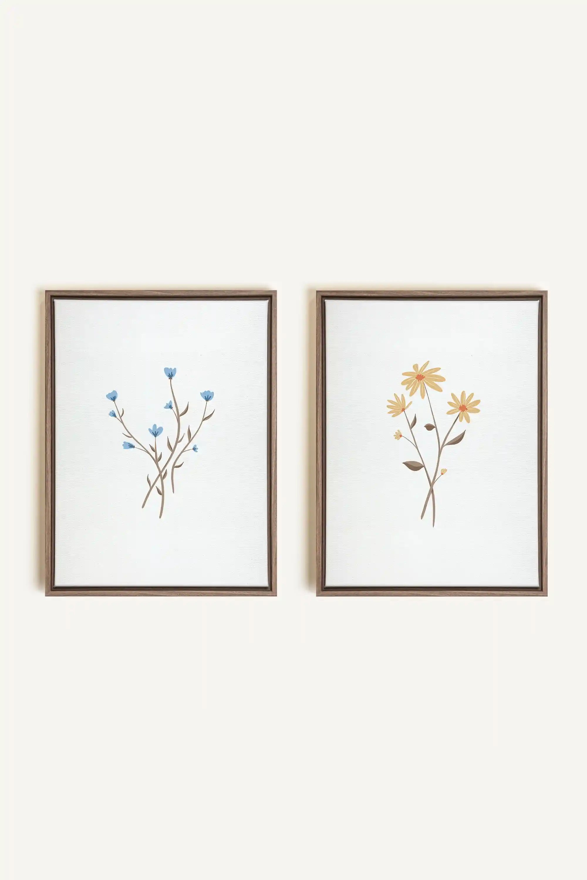 BOUQUET RUSTIQUE, 2 Works on stretched canvas, framed Oak Brown