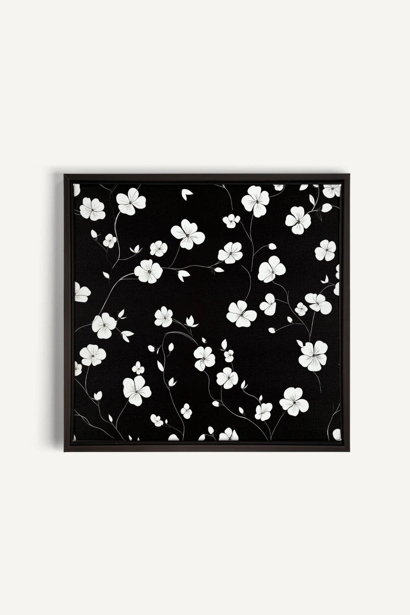NOCTURNAL BLOOMS, Oeuvre sur toile étirée, encadré Noir