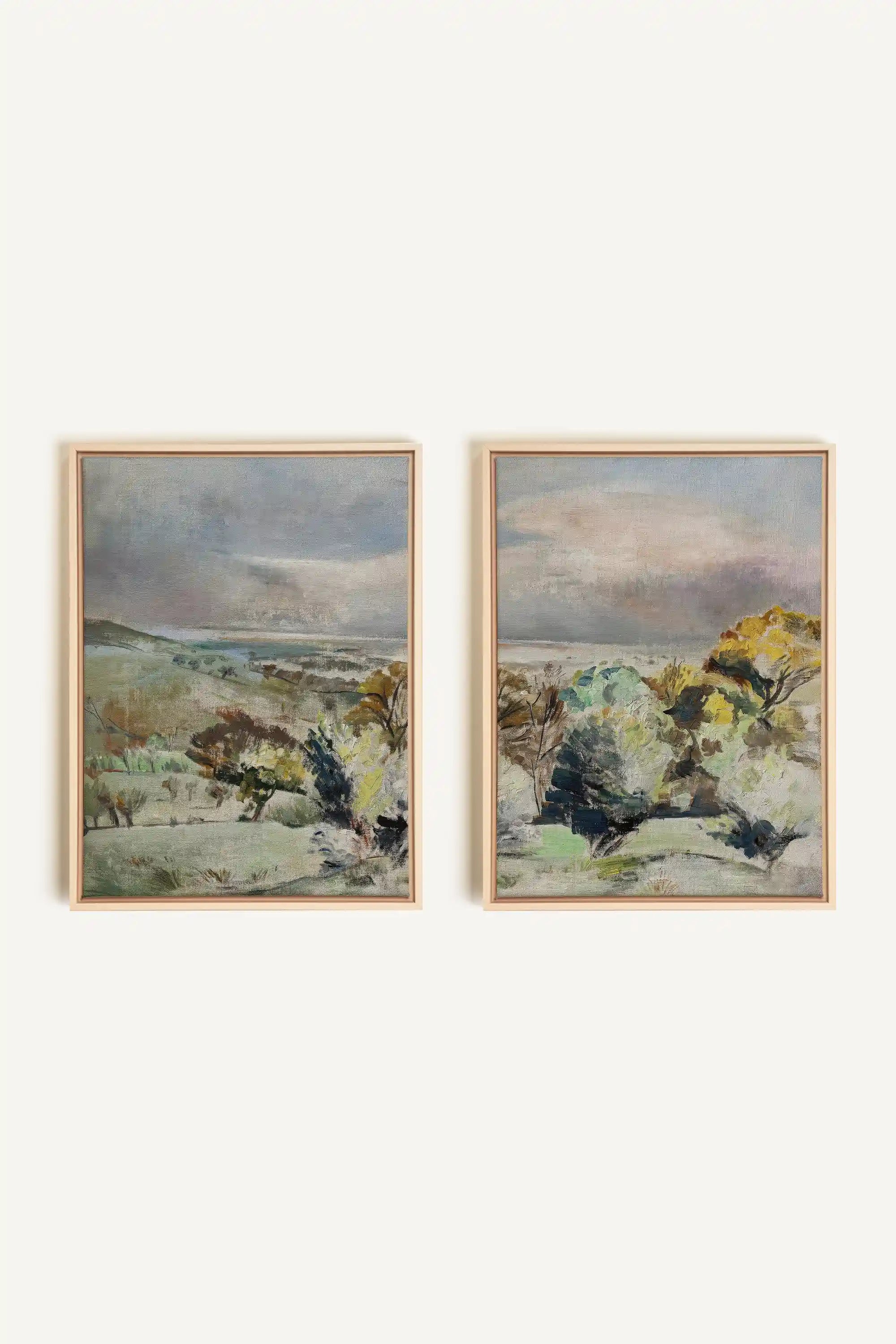 DRIFTING LIGHT DUO, 2 Works on stretched canvas, framed Naturel Clair
