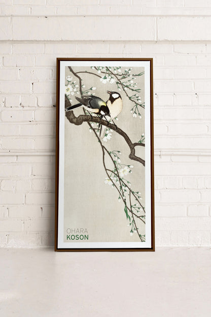 OLEKA CANVAS - PARIDÉS SUR BRANCHE DE CERISIERS, Oeuvre sur toile étirée, encadré Brun Noyer