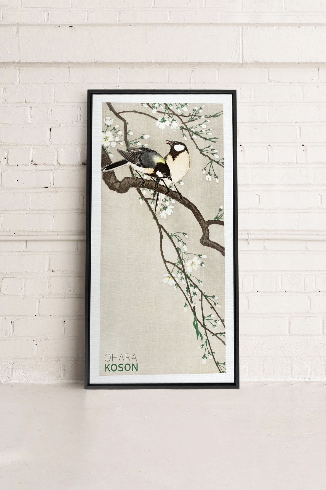 OLEKA CANVAS - PARIDÉS SUR BRANCHE DE CERISIERS, Oeuvre sur toile étirée, encadré Noir