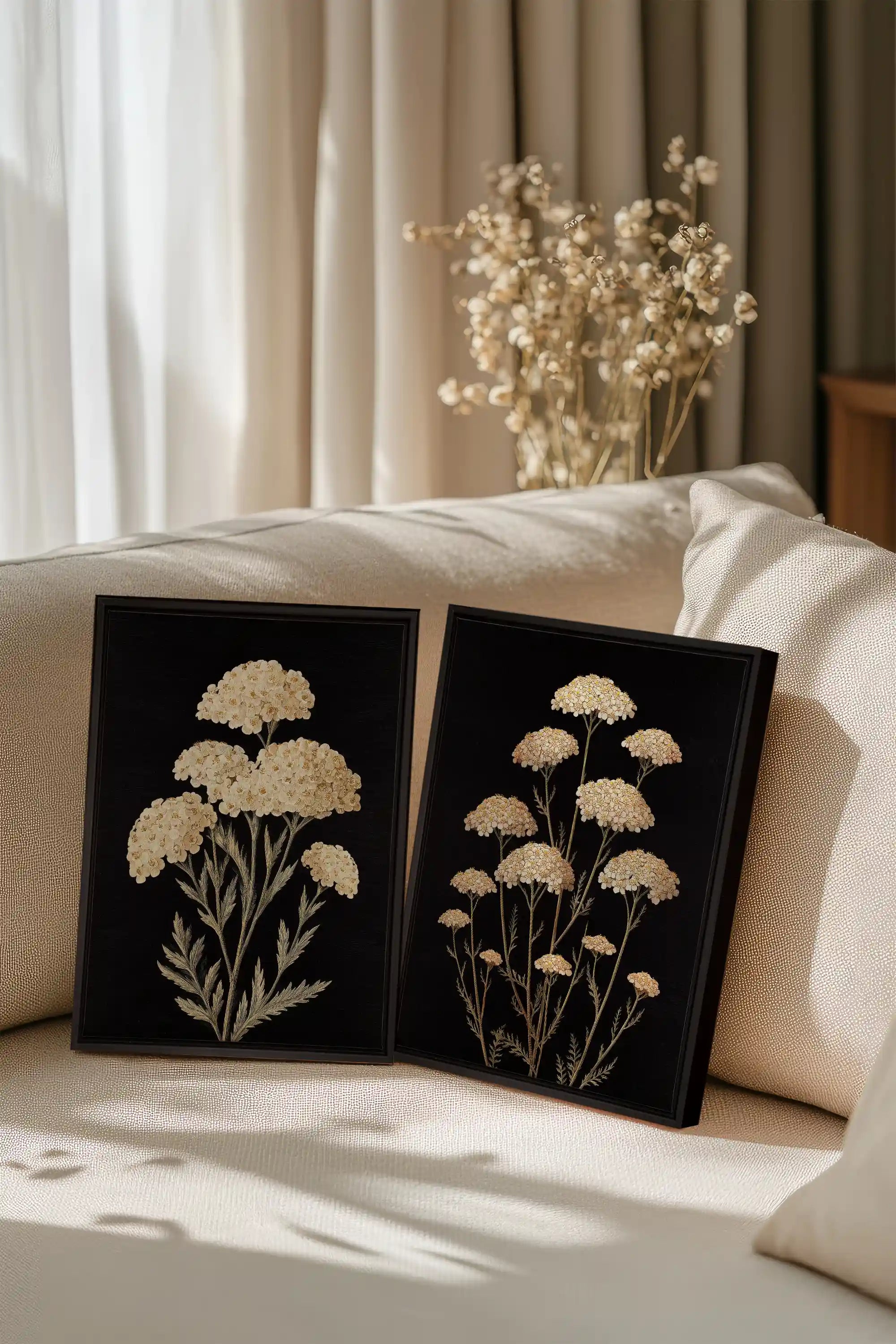 DUO SATINS DES CHAMPS, 2 Oeuvres sur toile étirée, encadré Noir