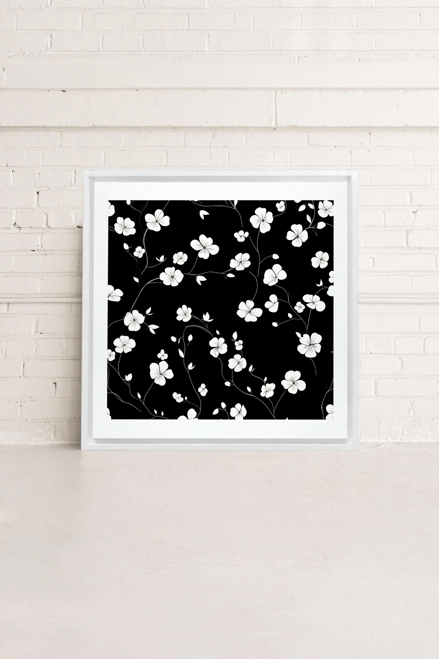 NOCTURNAL BLOOMS, Oeuvre sur toile étirée, encadré Blanc