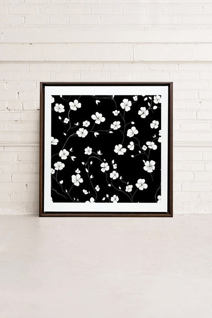 NOCTURNAL BLOOMS, Oeuvre sur toile étirée, encadré Brun Noyer