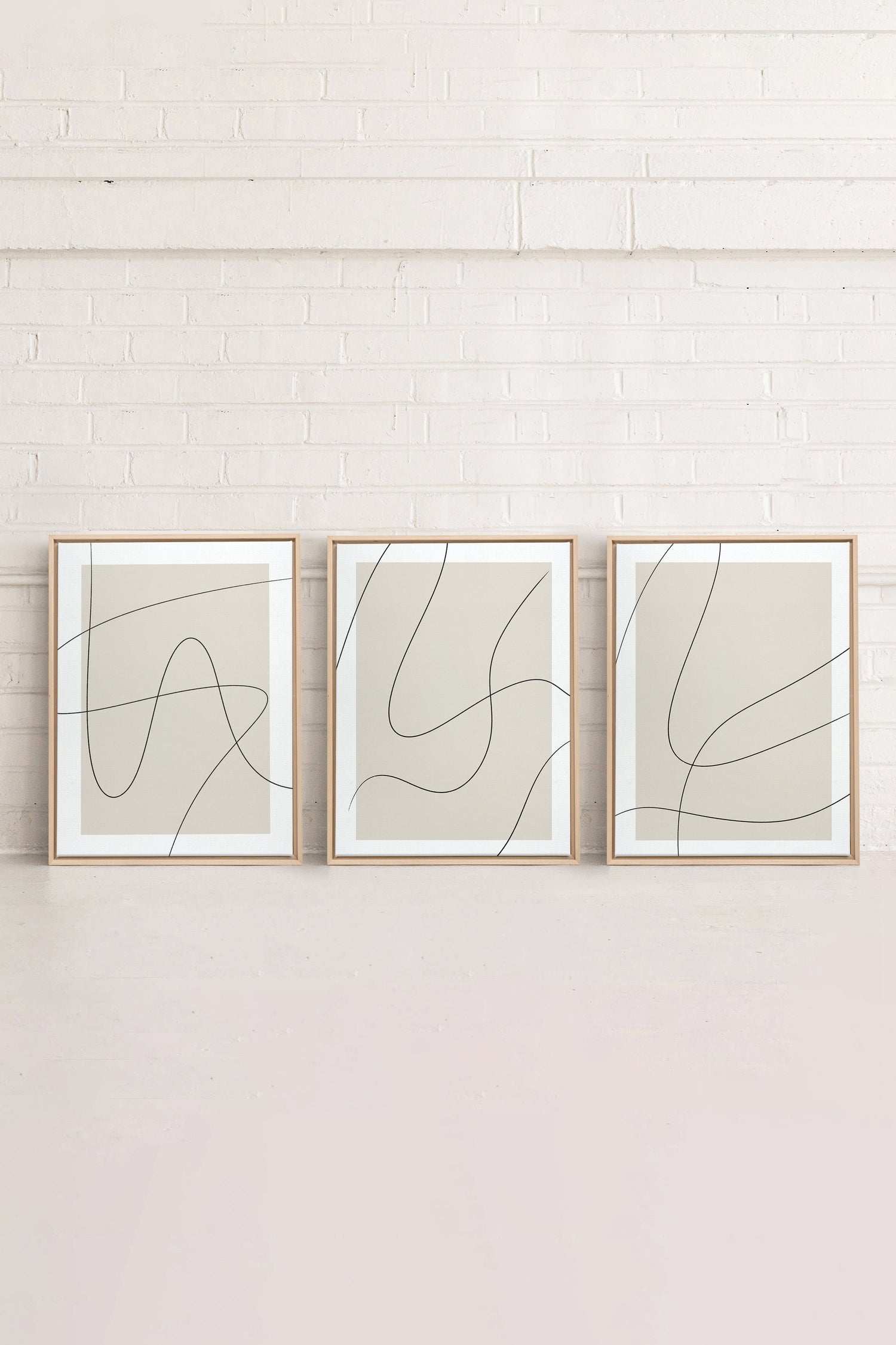 OLEKA CANVAS - ELEGANT CURVES TRIO, 3 Oeuvres sur toile étirée, encadré Naturel Clair
