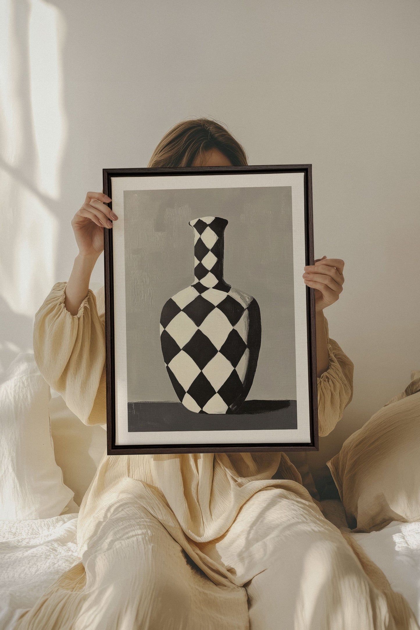 VASE EN DAMIER, Work on stretched canvas