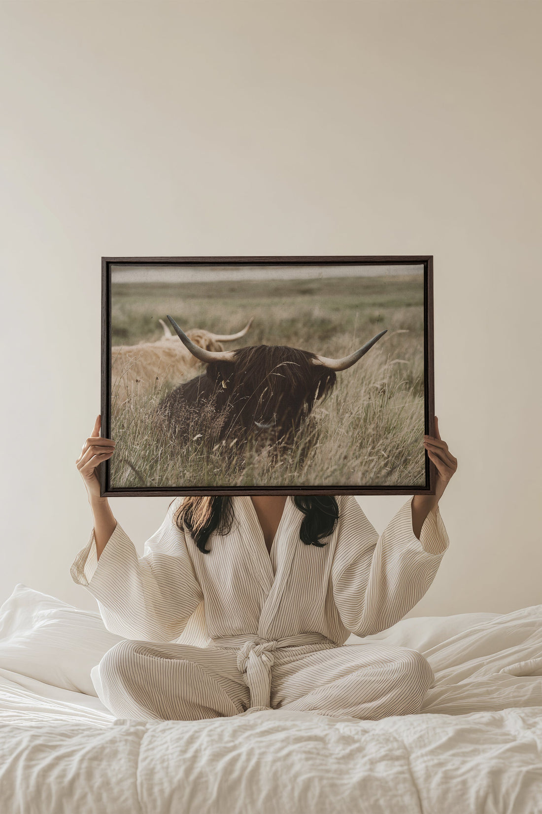 HIGHLAND SPIRIT, Oeuvre sur toile étirée, encadré Brun Noyer