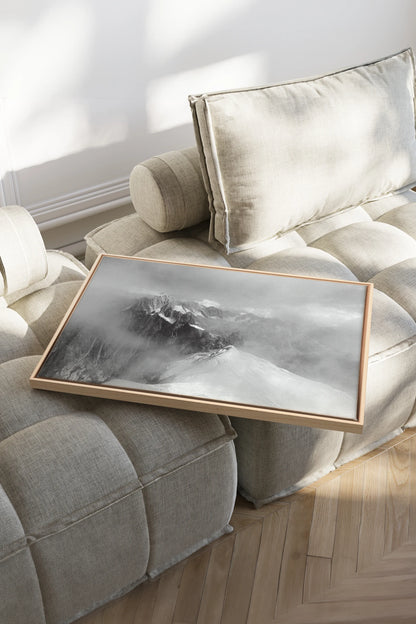 Eternal Peaks, Oeuvre sur toile étirée