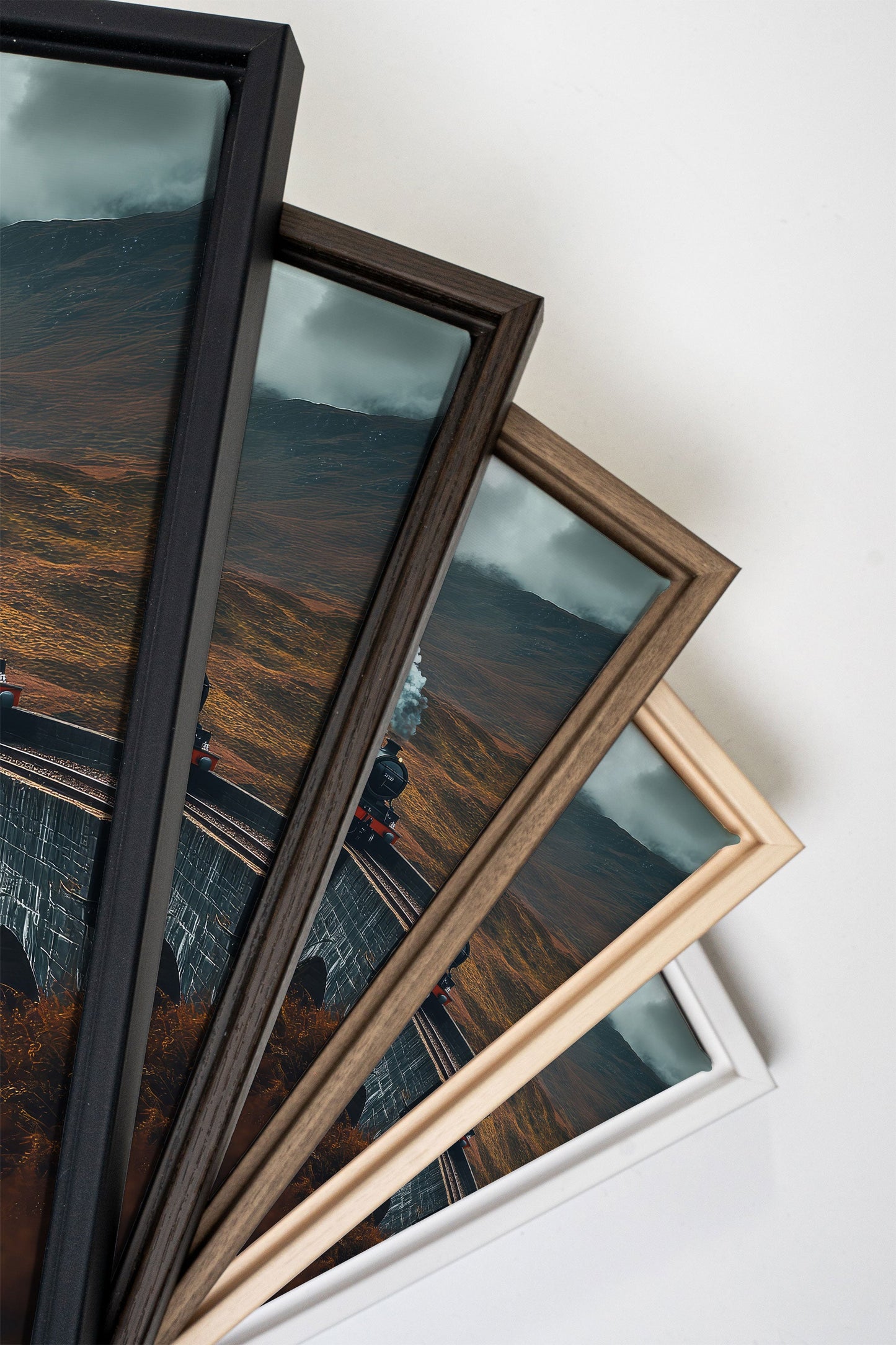 BRIDGE OF MIST, Oeuvre sur toile étirée