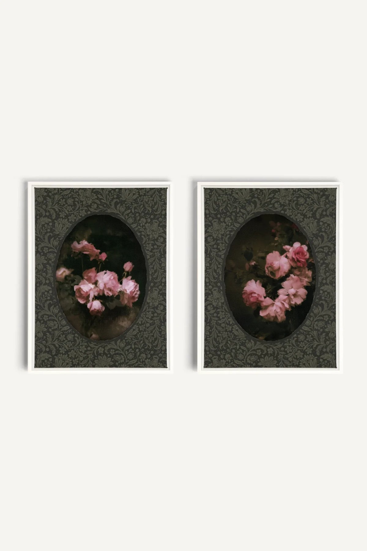 ROSES NOCTURNES DUO, 2 Oeuvres sur toile étirée, encadré Blanc