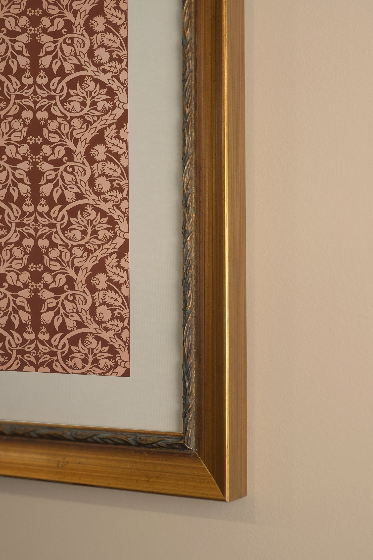 MOTIF ANCIEN, Oeuvre sur toile rigide, encadré Vintage Or