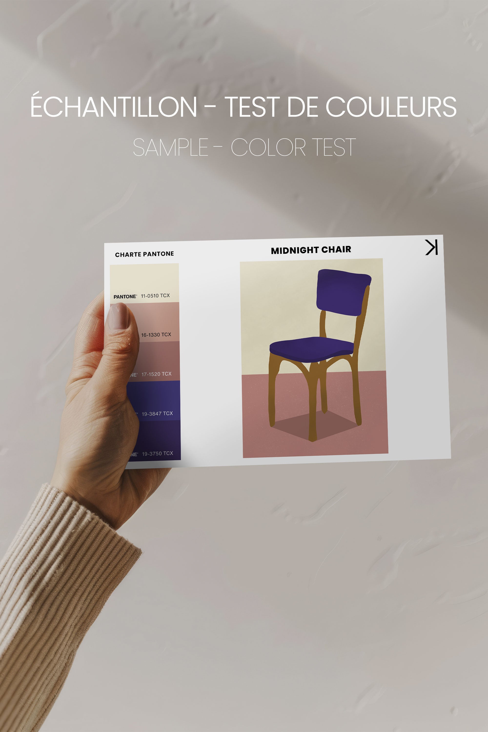 OLEKA CANVAS - MIDNIGHT CHAIR, Oeuvre sur toile étirée, encadré Blanc