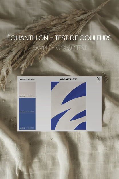 OLEKA CANVAS - COBALT FLOW, Oeuvre sur toile étirée, encadré Noir