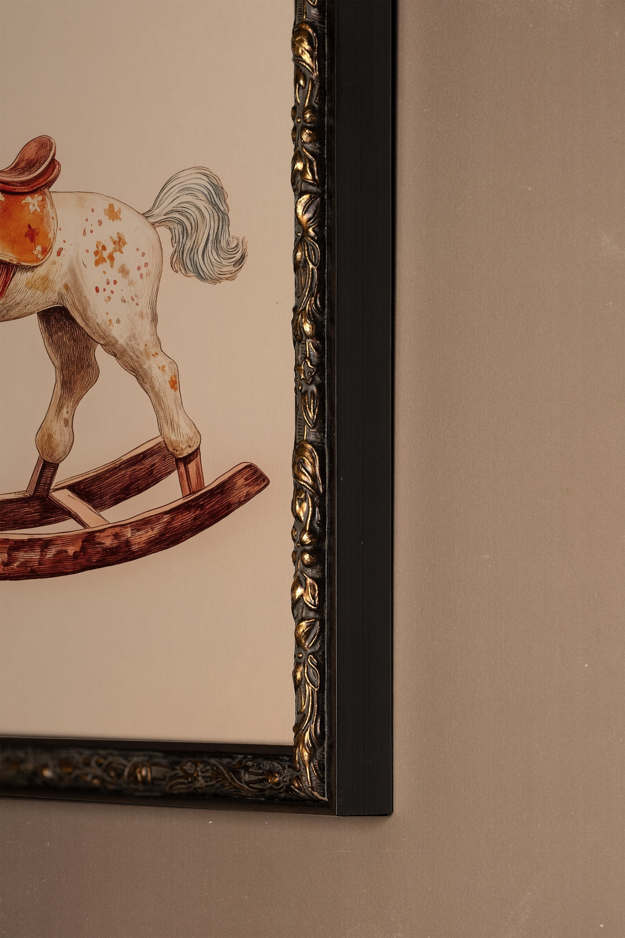 CHEVAL À BASCULE, Oeuvre sur toile rigide, encadré Vintage Bronze