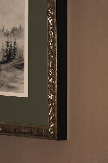 MISTY HEIGHTS, Oeuvre sur toile rigide, encadré Vintage Argent