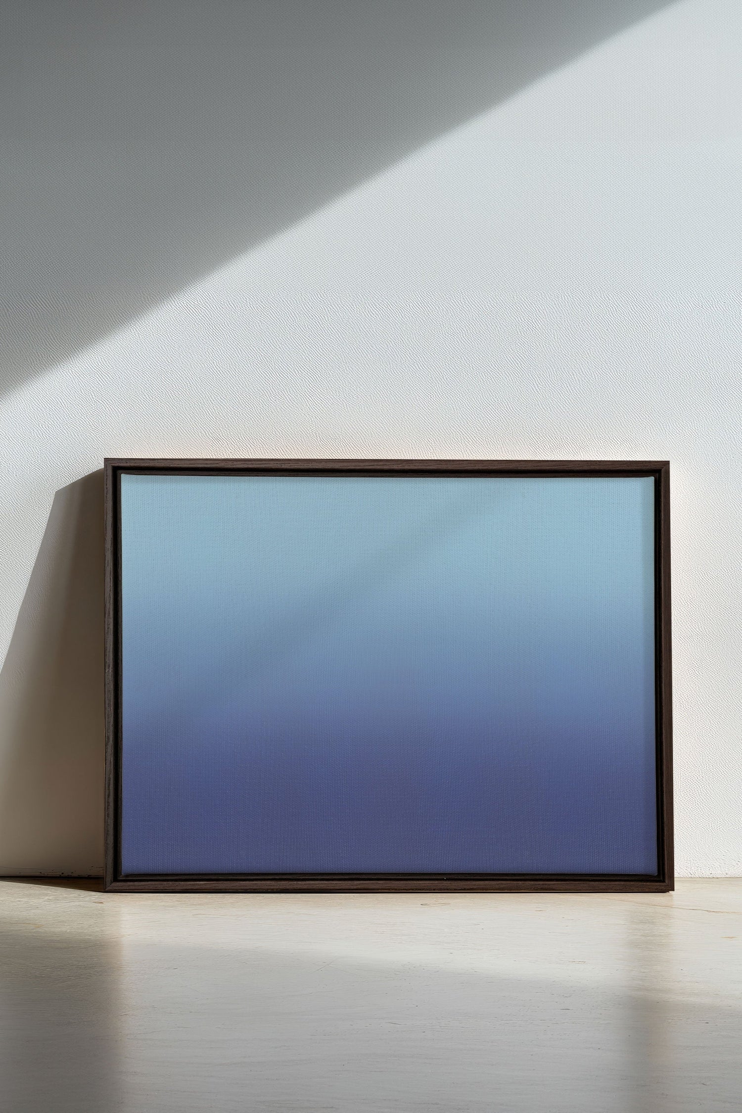 OLEKA CANVAS - REFLET NOCTURNE, Oeuvre sur toile étirée, encadré Brun Noyer