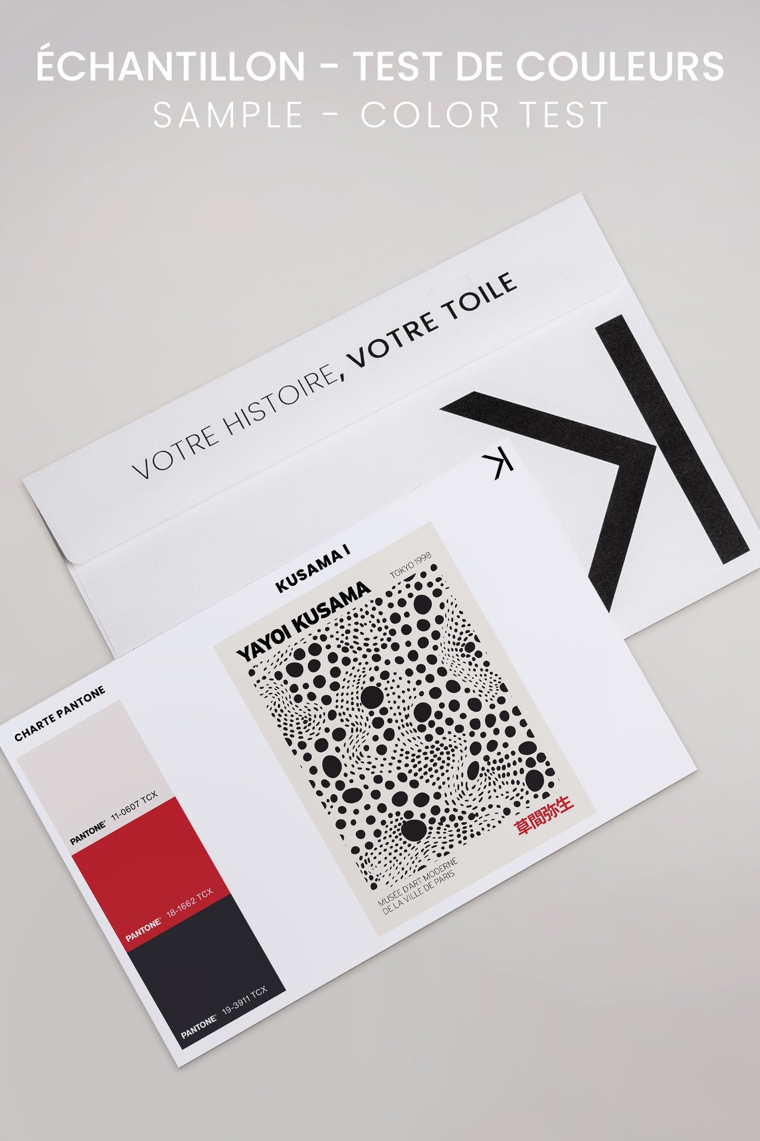 OLEKA CANVAS - KUSAMA II, Oeuvre sur toile étirée, encadré Brun Noyer