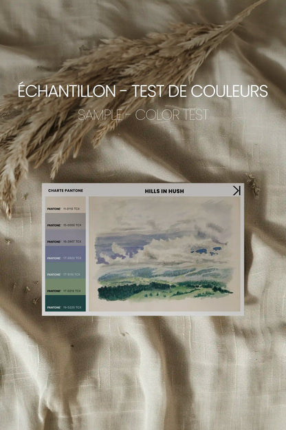 HILLS IN HUSH, Oeuvre sur toile étirée, encadré Brun Chêne