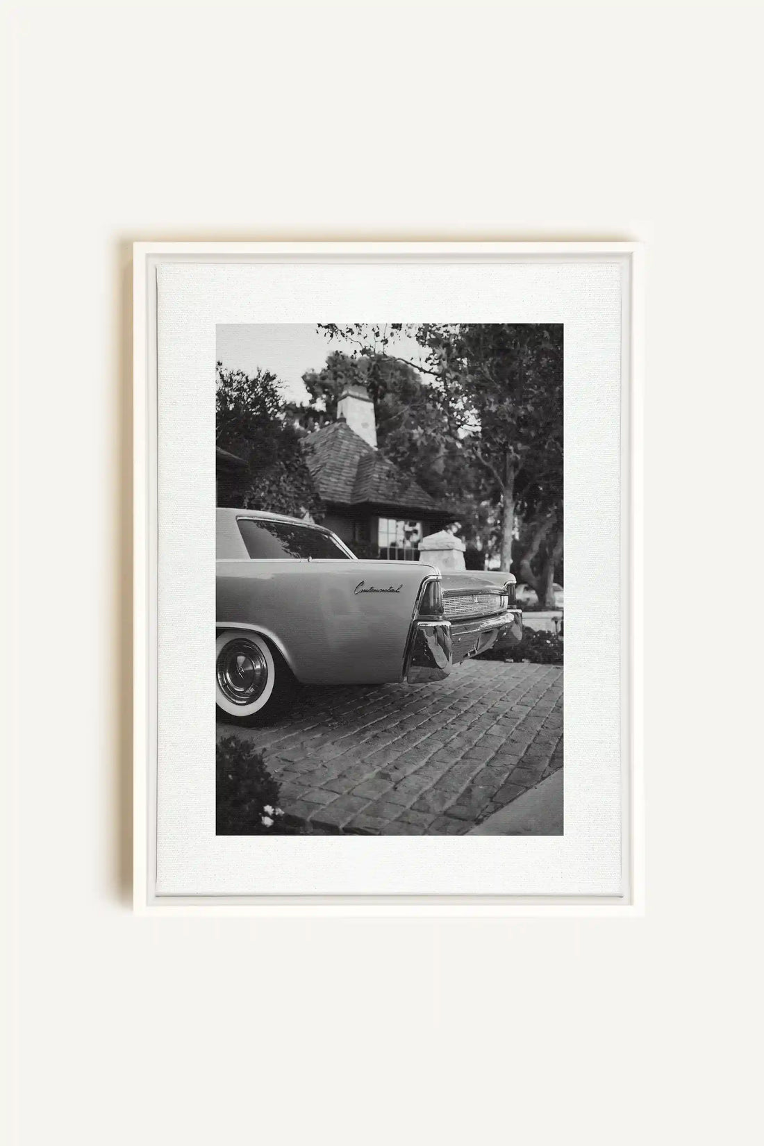 CONTINENTAL CHARM, Oeuvre sur toile étirée, encadré Blanc