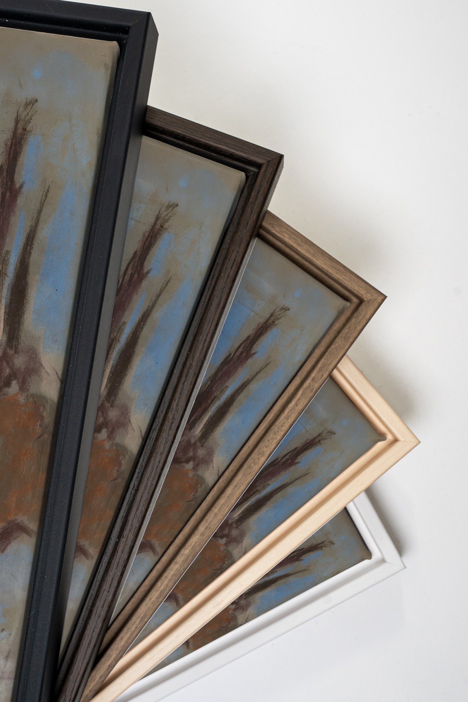 BLEU FOSSILE, Oeuvre sur toile étirée, encadré Noir