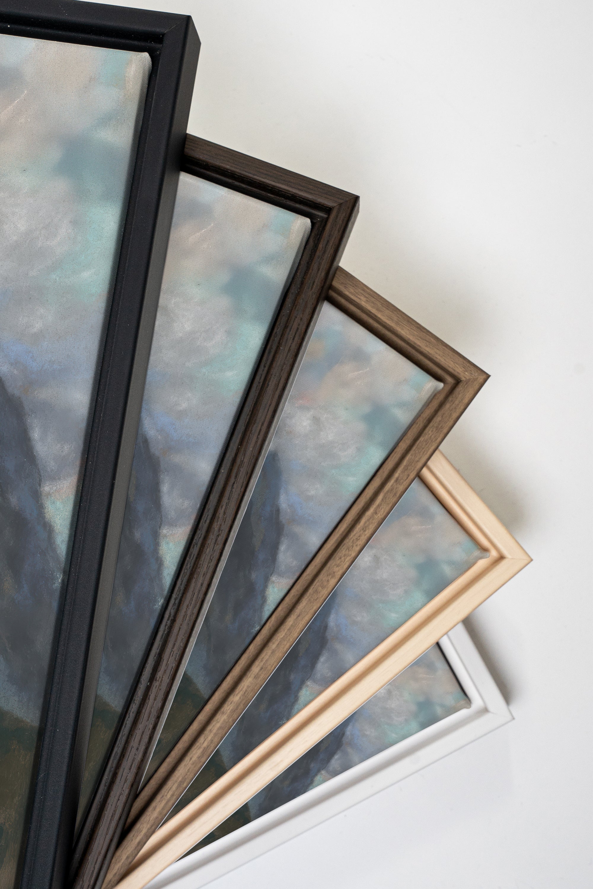 CLOUDED SPIRIT, Oeuvre sur toile étirée, encadré Naturel Clair