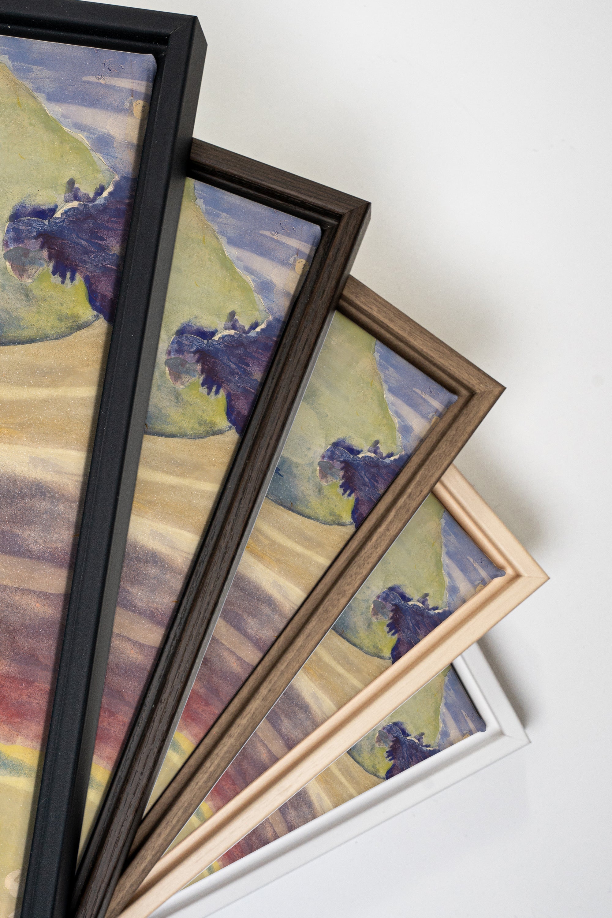 BETWEEN WAVES, Oeuvre sur toile étirée, encadré Brun Chêne