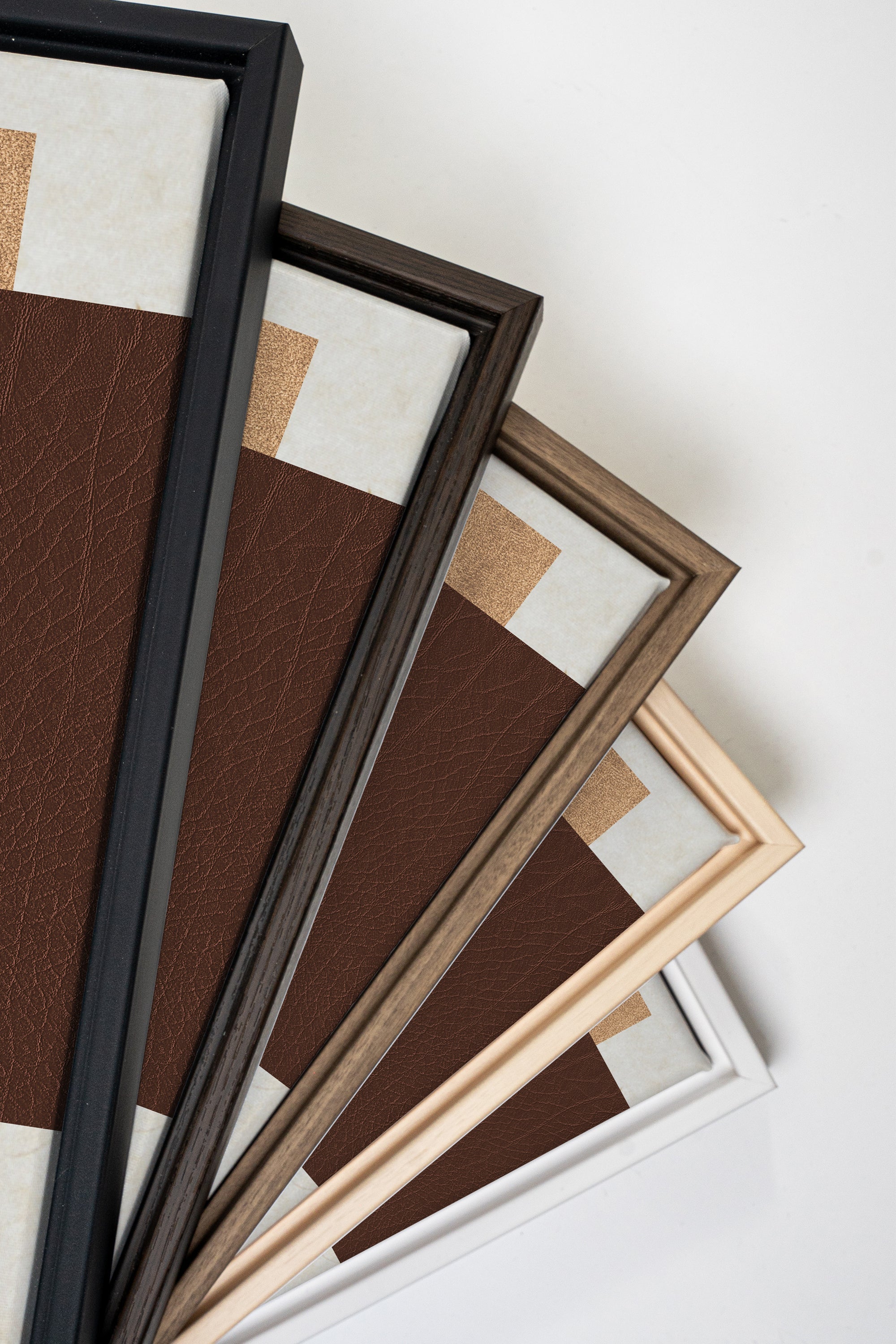 RUST &amp; LEATHER DUO, 2 Oeuvres sur toile étirée, encadré Blanc