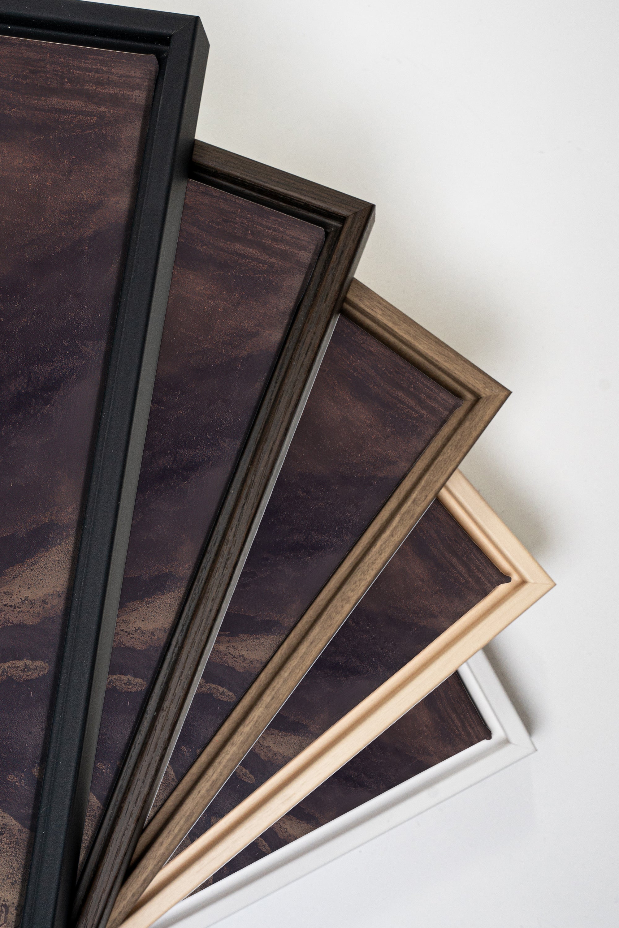 OBSIDIAN PATH, Oeuvre sur toile étirée, encadré Naturel Clair