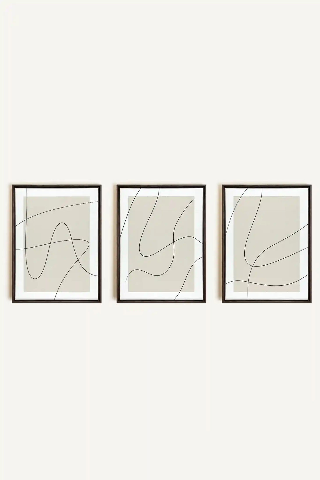 ELEGANT CURVES TRIO, 3 Oeuvres sur toile étirée, encadré Brun Noyer