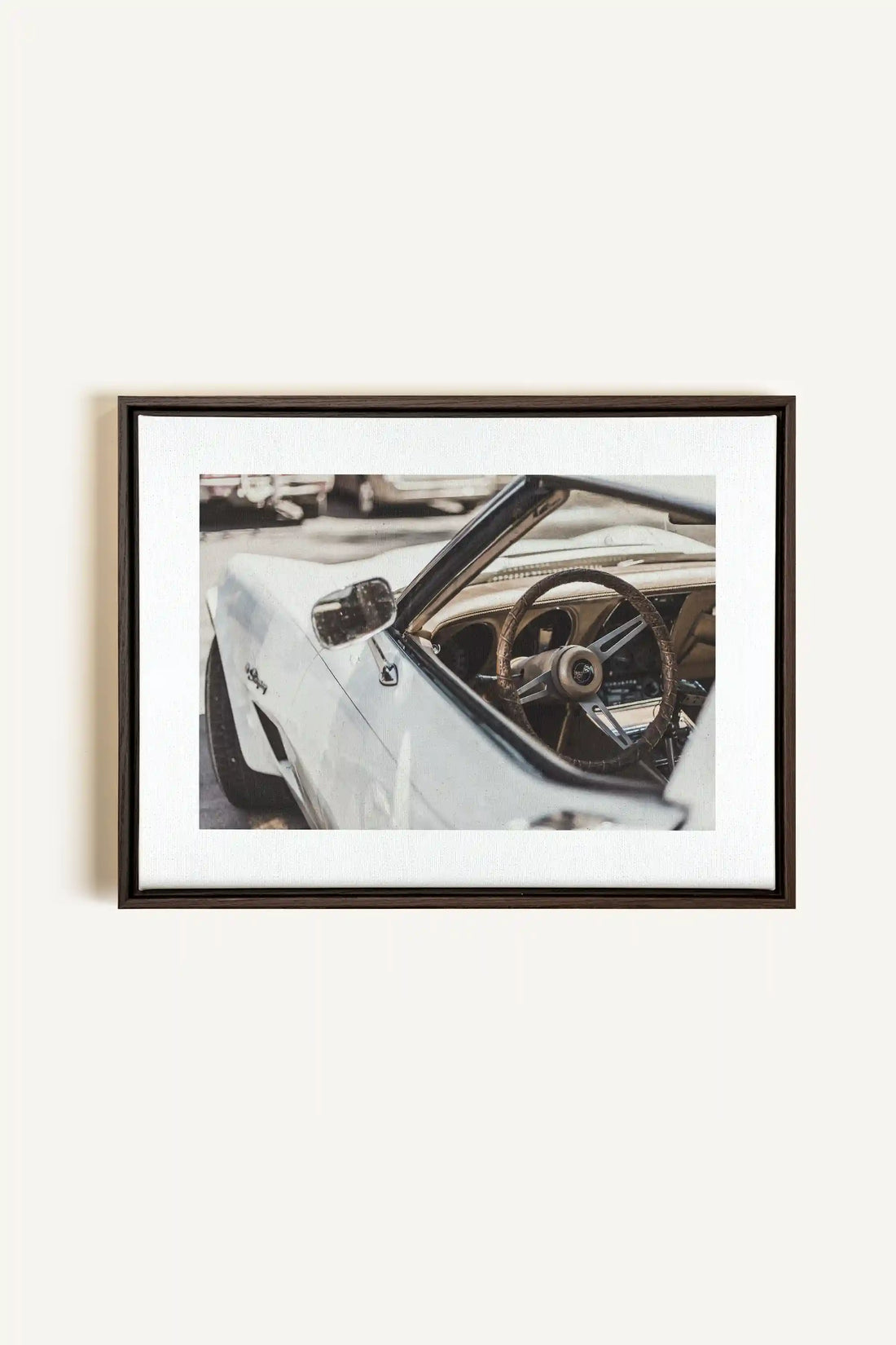 LUXURY RIDE, Oeuvre sur toile étirée, encadré Brun Noyer