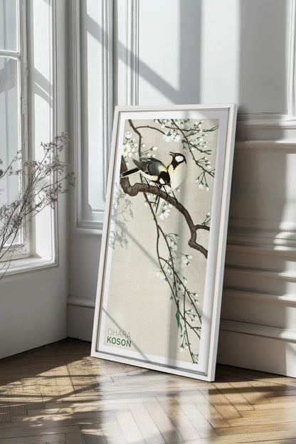 PARIDÉS SUR BRANCHE DE CERISIERS, Oeuvre sur toile étirée, encadré Blanc