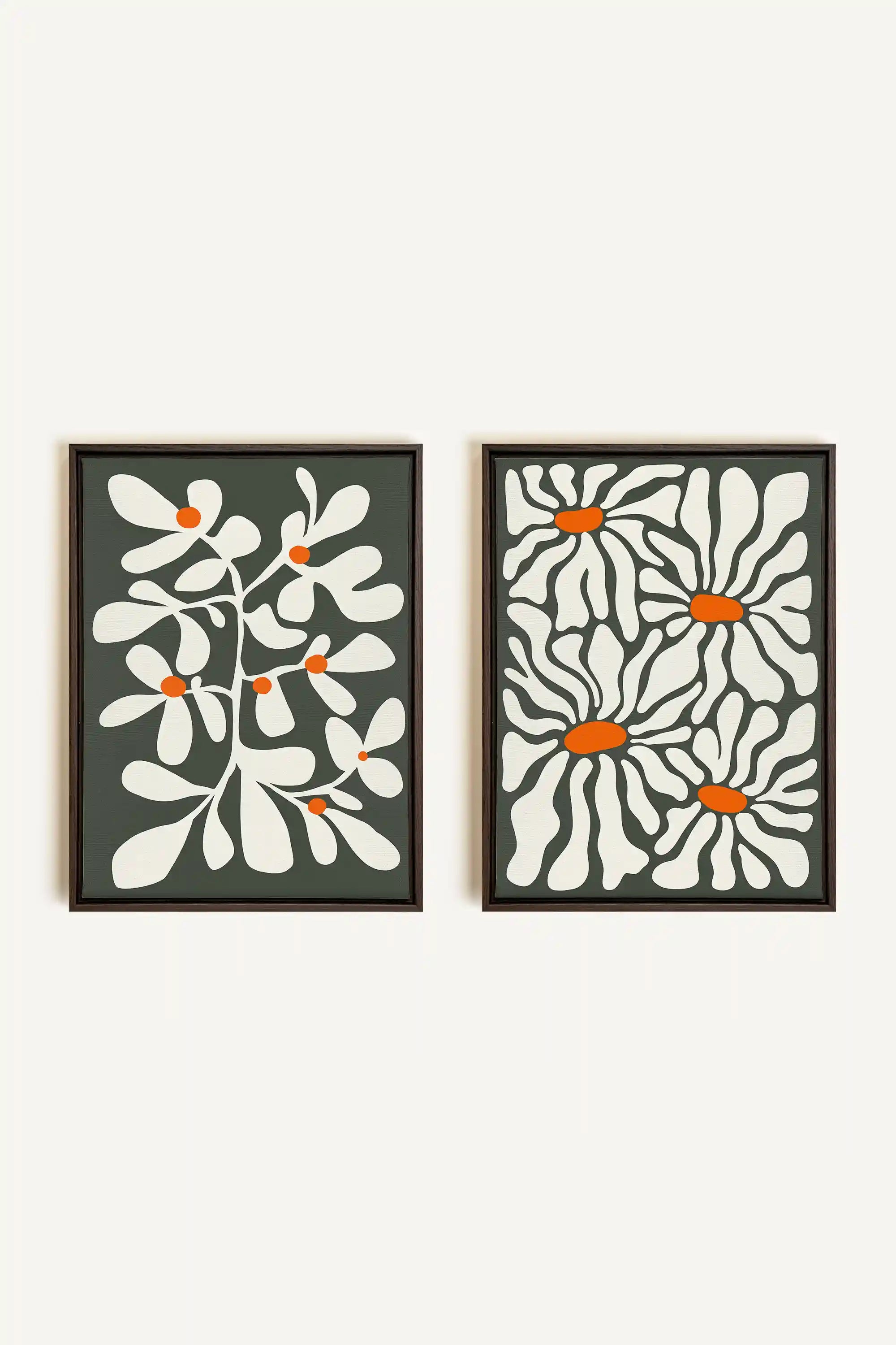 PÉTALES EN FUSION, 2 Oeuvres sur toile étirée, encadré Brun Noyer