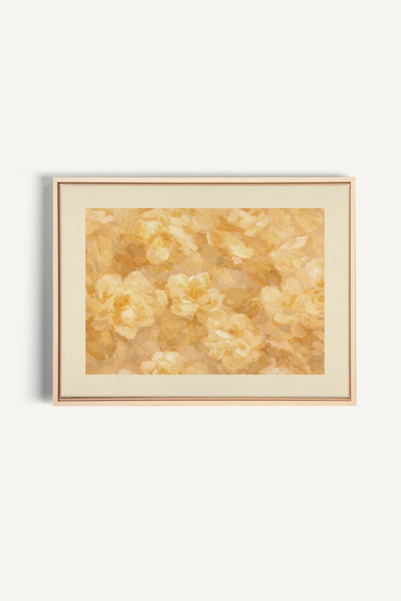 APRICOT PETALS, Oeuvre sur toile étirée, encadré Naturel Clair