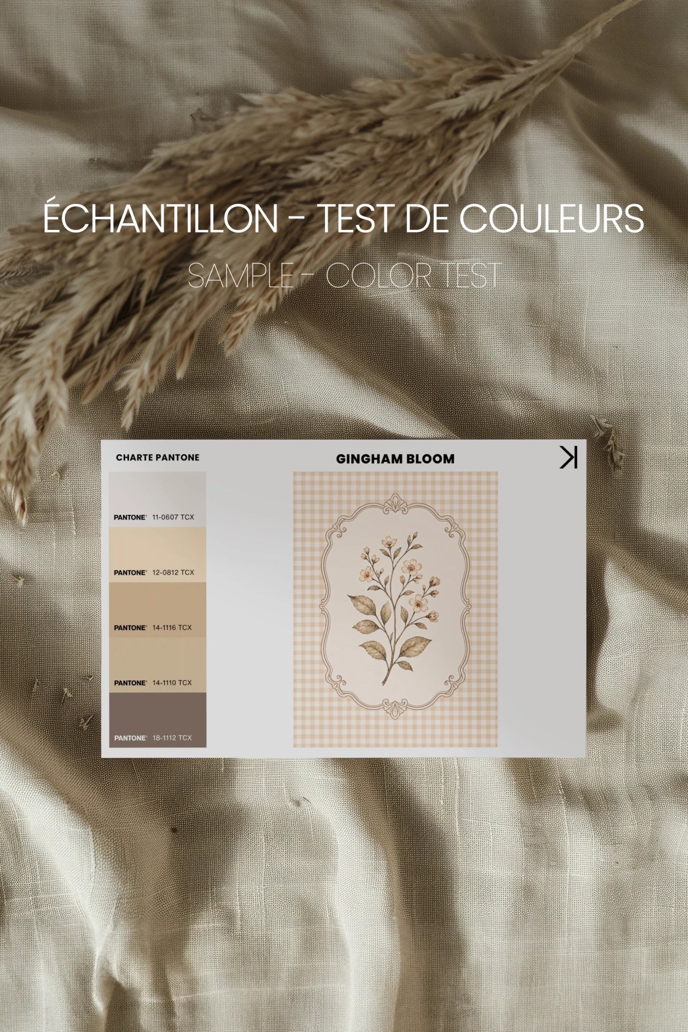 GINGHAM BLOOM, Oeuvre sur toile rigide, encadré brun chêne