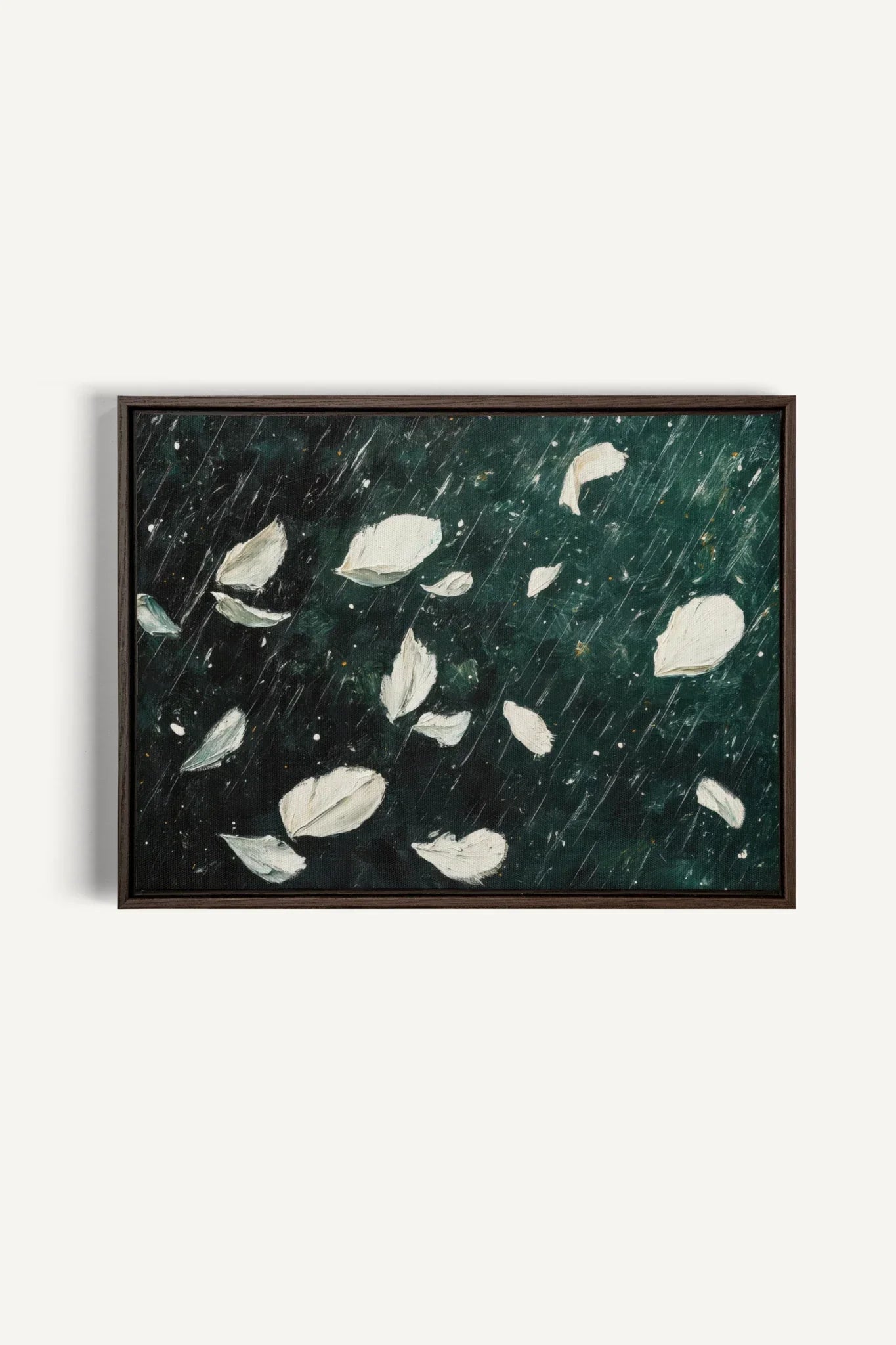 OLEKA CANVAS - PETALS IN THE NIGHT, Oeuvre sur toile étirée, encadré Brun Noyer