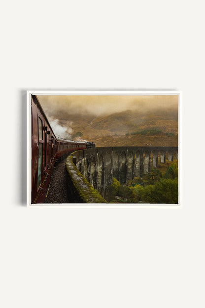 OLEKA CANVAS - ROUTE DU MYSTÈRE, Oeuvre sur toile étirée, encadré Blanc