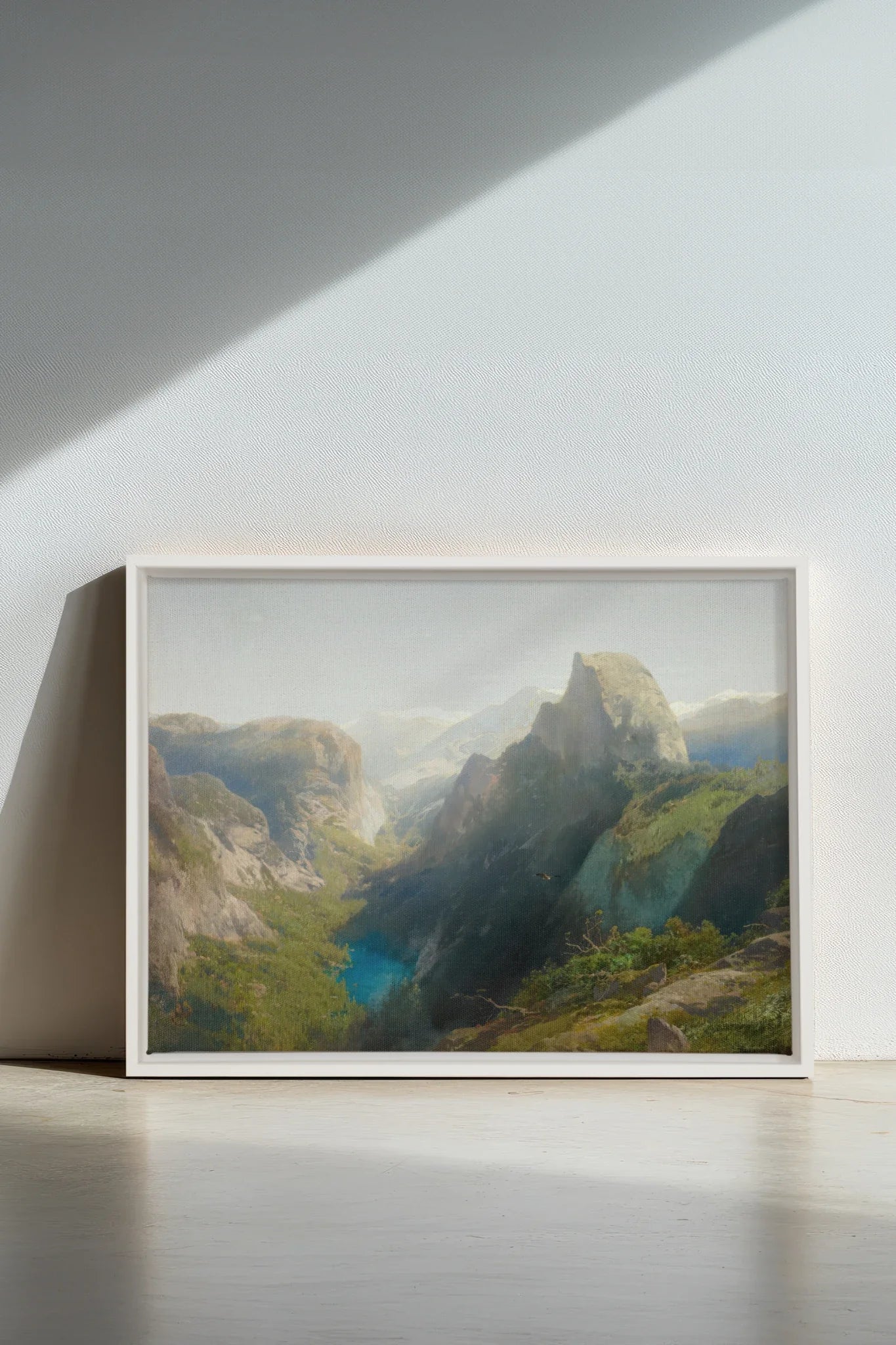 SUNLIT GORGE, Oeuvre sur toile étirée, encadré Blanc