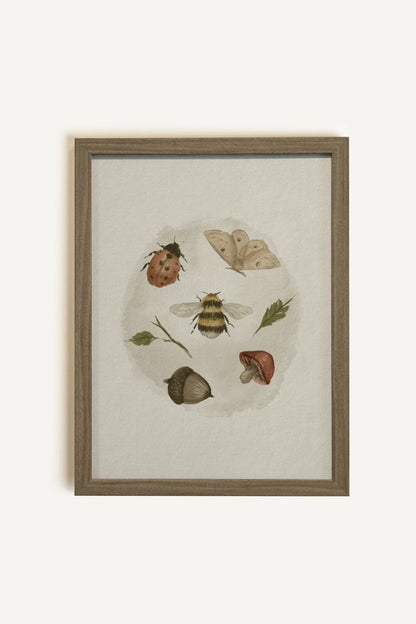 TINY TREASURES, Oeuvre sur toile rigide, encadré brun chêne